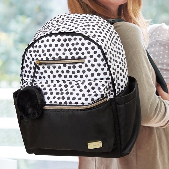 Carter Backpack - Picture 2 of 4